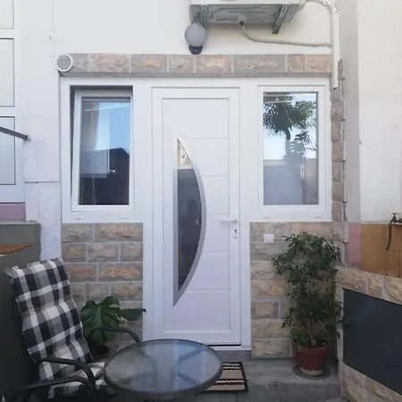 Kale Apartment