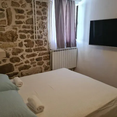 Kale Apartman *